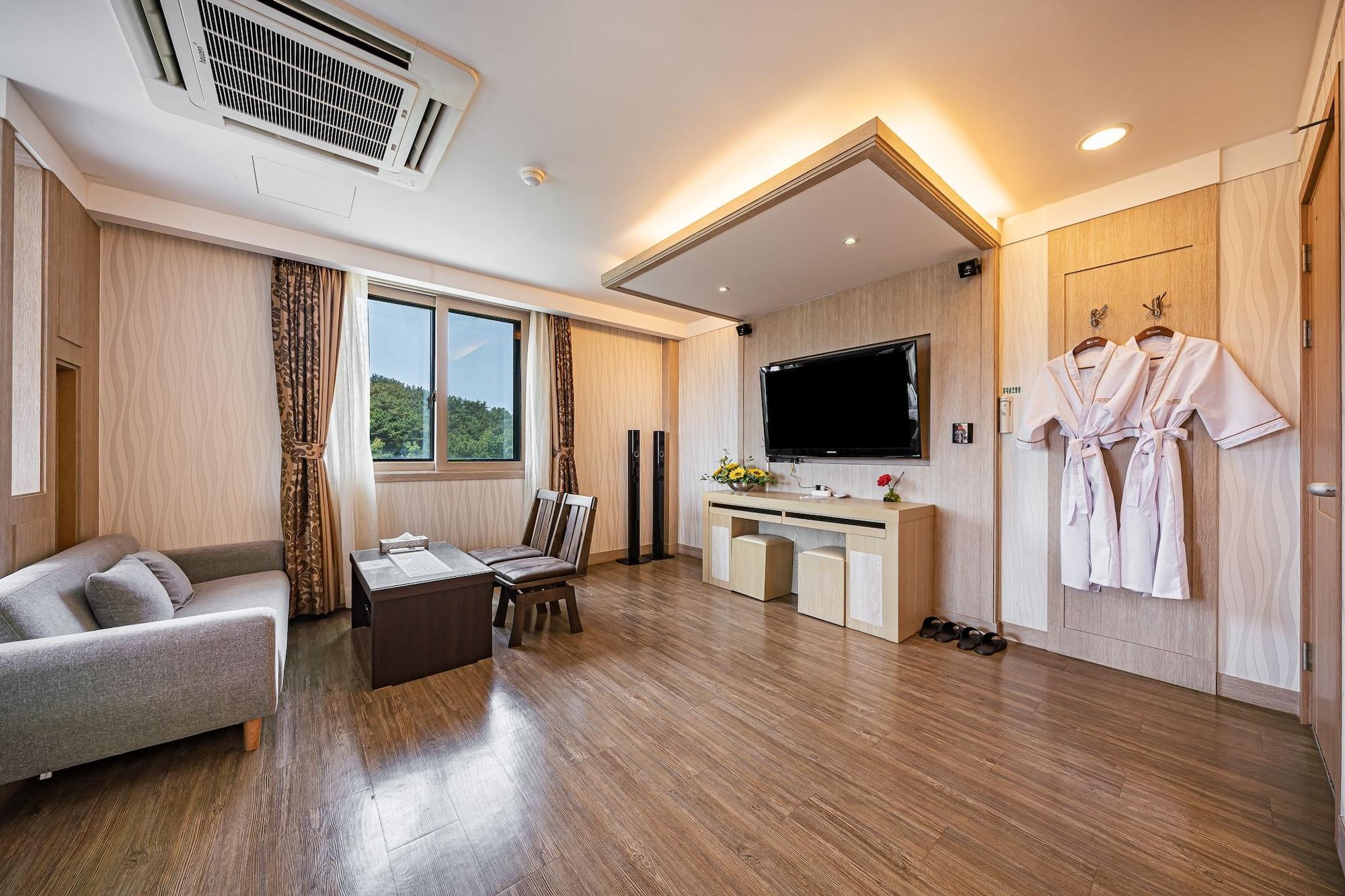 Incheon Prince Hotel Екстер'єр фото